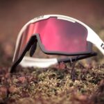 52905-04_fusion-bliz-sunglasses_skyrunning_matt-white_sportsglasses_detail2