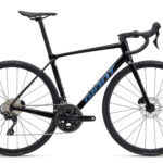 MY25TCRAdvanced2-KOM_ColorACarbon